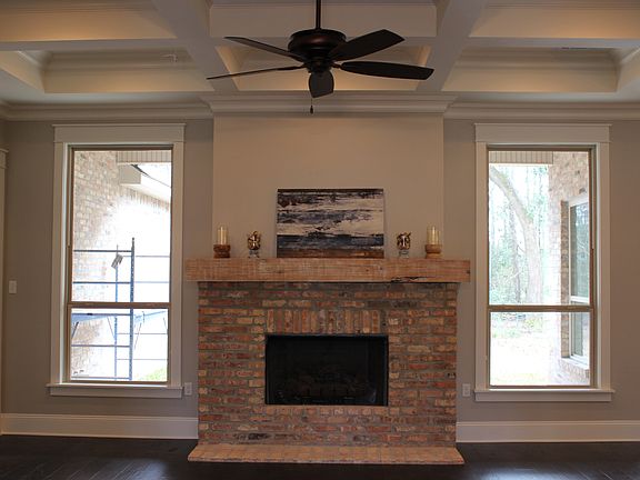 4th image of 704 Poplar Creek Ct