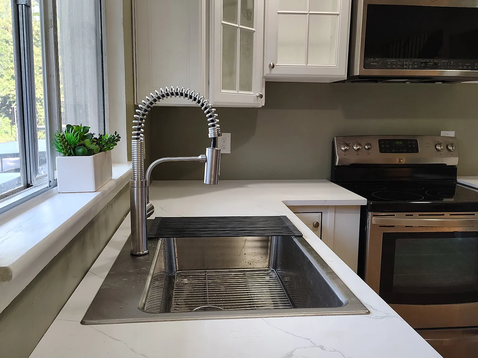 Cardigan Cir, Sandy Springs — Photo 4