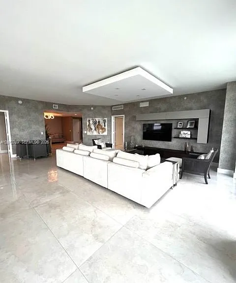 17111 Biscayne Blvd #2102 — Photo 12