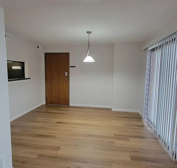 1845 Clayton Ave #110 — Photo 16