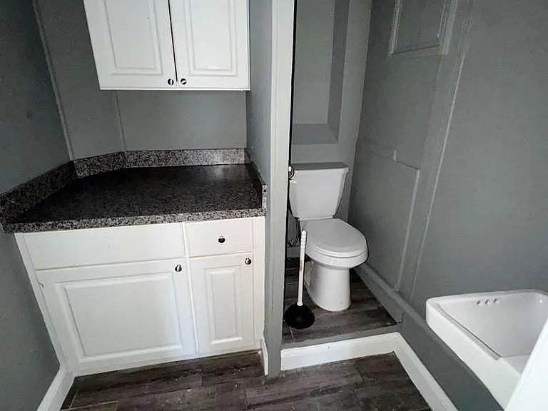 465 Lafayette St #1 — Photo 2