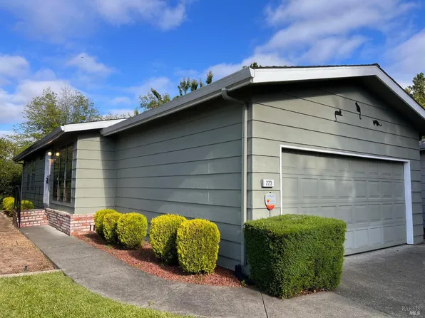 1955 Pinercrest Road #223, Santa Rosa, CA 95403