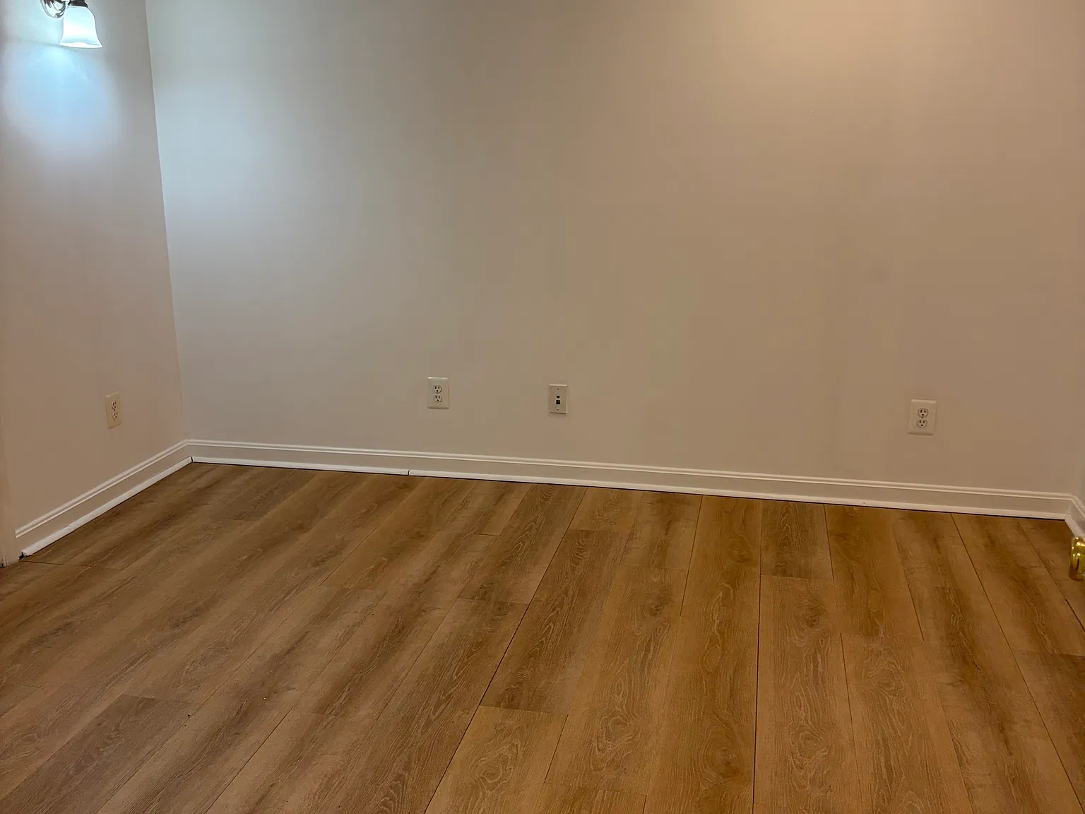 1 bed, 1500 sqft, $1,750 — Photo 4