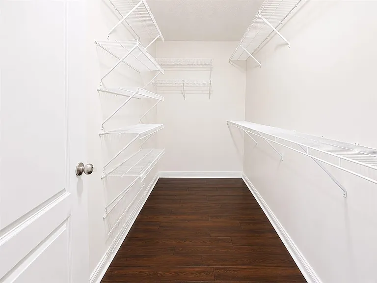 1284 Trillium Ln — Photo 11