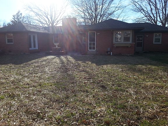 4th image of 95 Brookside Dr