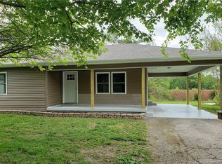 617 N Meridian St, Scottsburg, IN