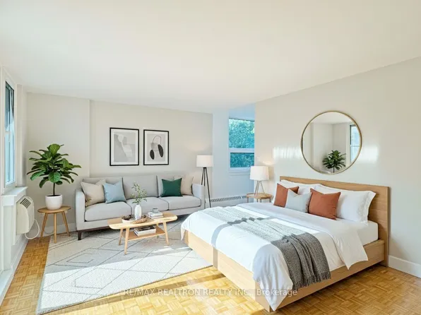 485 Huron St #204, Toronto, ON M5R 2R5