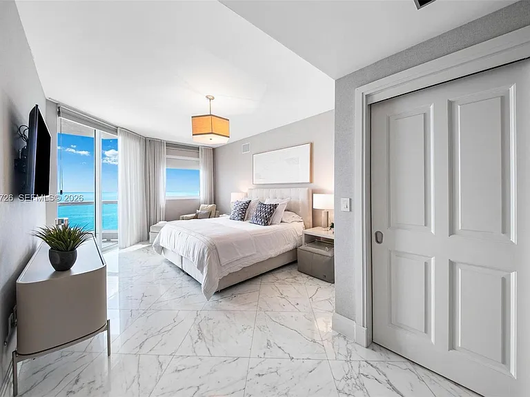 17875 Collins Ave #2602 — Photo 36