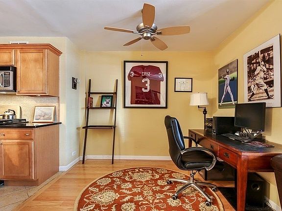 4th image of 963 2nd Ave #17A