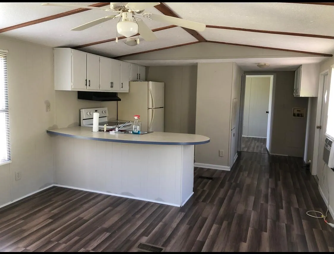 4090 Cincinnati Rd — Photo 4