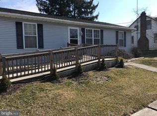 8 Beck Mill Rd, Hanover, PA 17331