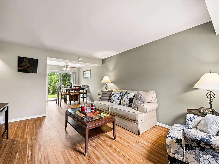 commons-at-whitemarsh-51