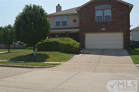 1st image of 282 Kennedy Dr