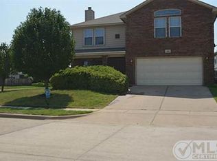 282 Kennedy Dr, Crowley, TX 76036