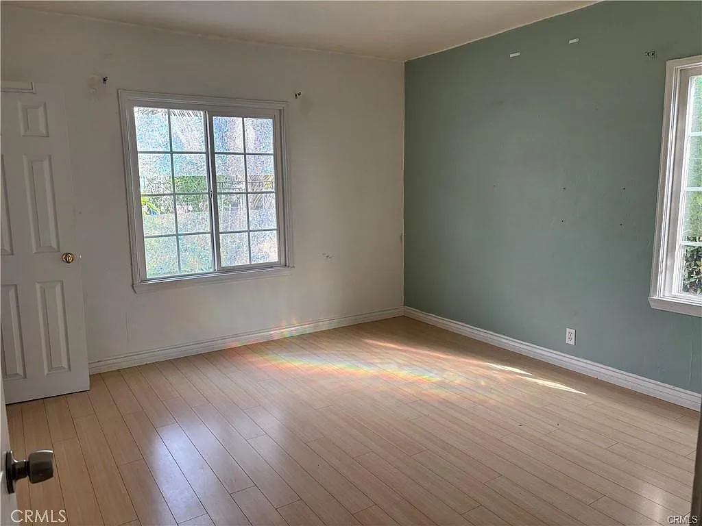 3 bed, 986 sqft, $2,800 — Photo 4
