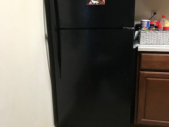 4th image of 109 Stonegate Dr #109