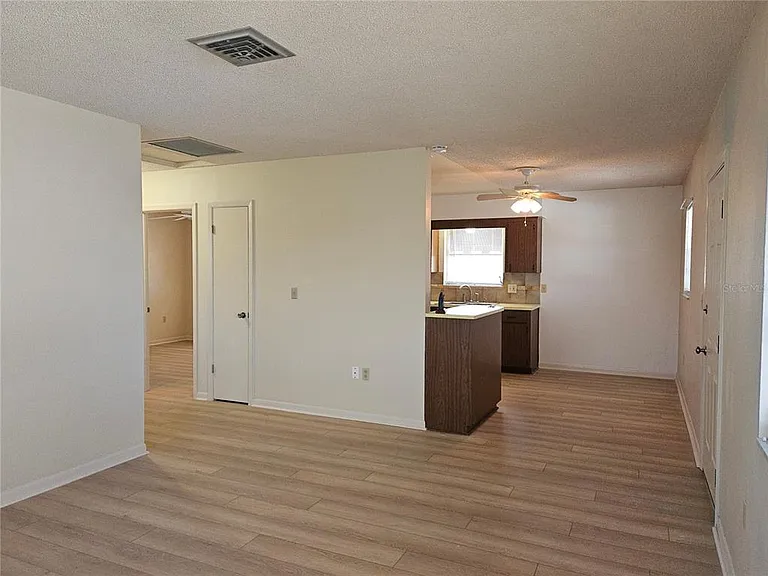 360 137th Avenue Cir #360 — Photo 5