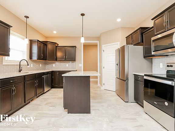 5th image of 1065 Harrison Way