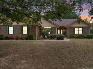 2695 Weber Rd, Claremore, OK 74017