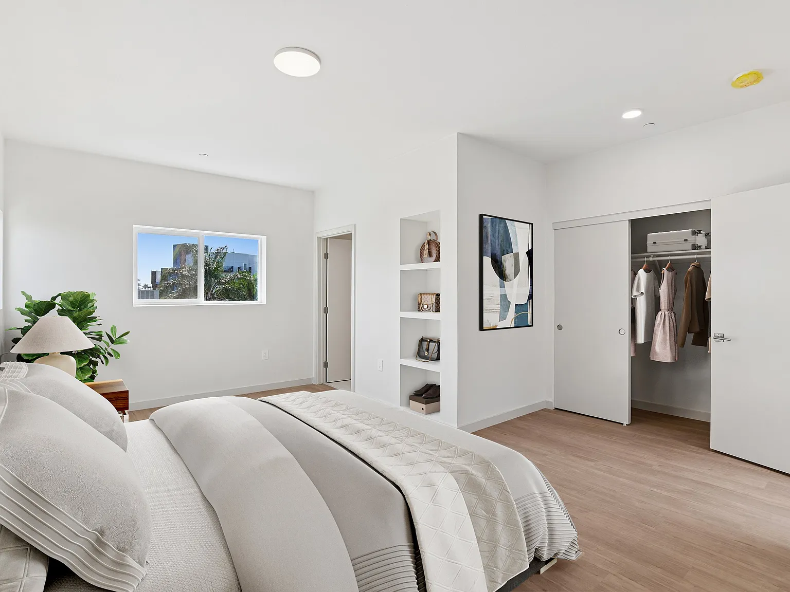 2523 S. Orange (LA), LLC - (Res) — Photo 3