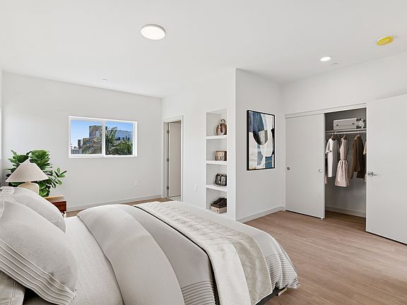 3rd image of 2523 S Orange Dr #6482149