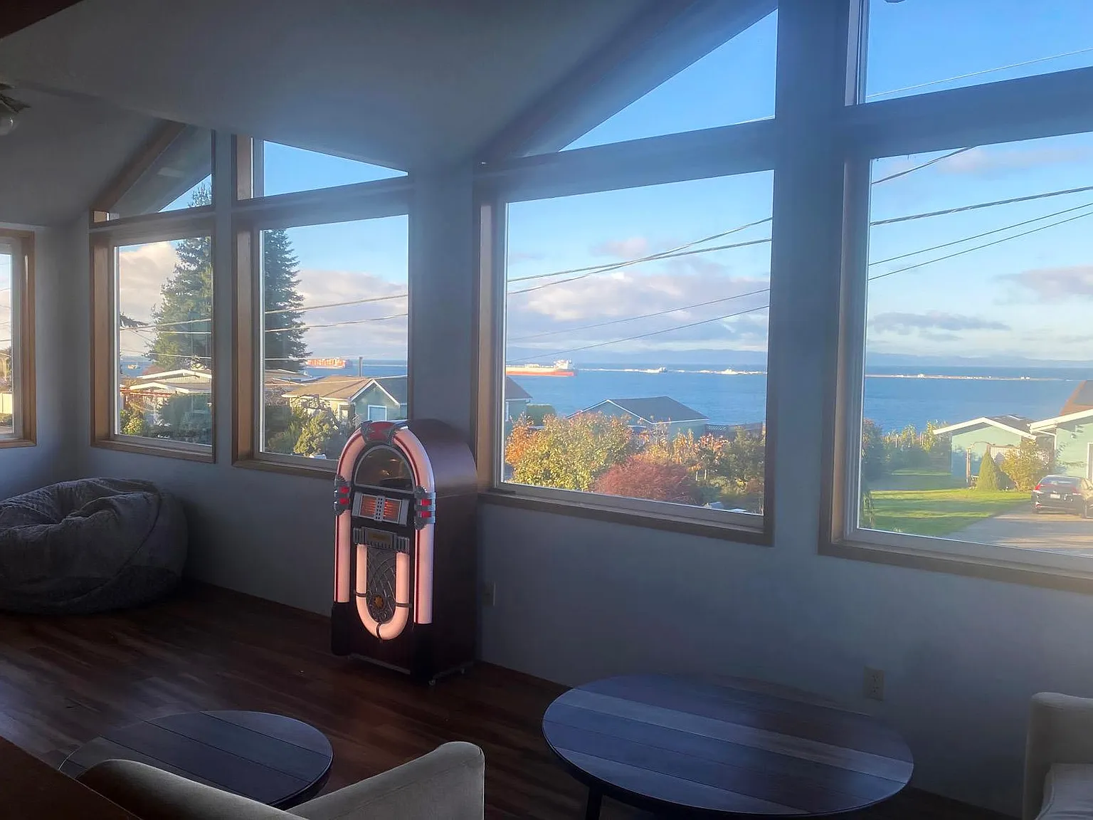 2 bed, 1.5 bath, 1772 sqft, $3,000 — Photo 1