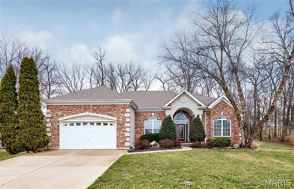 38 Silent Brook Ct photo 1