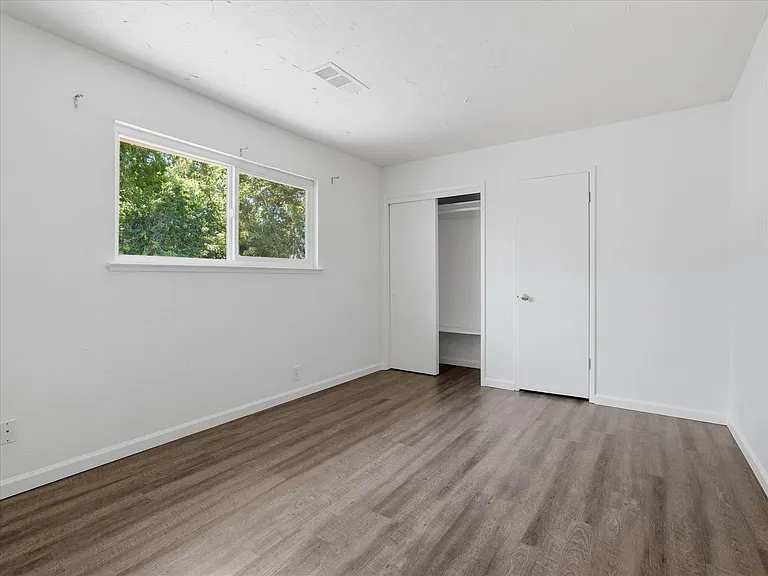 2224 N Bethel Ave — Photo 26