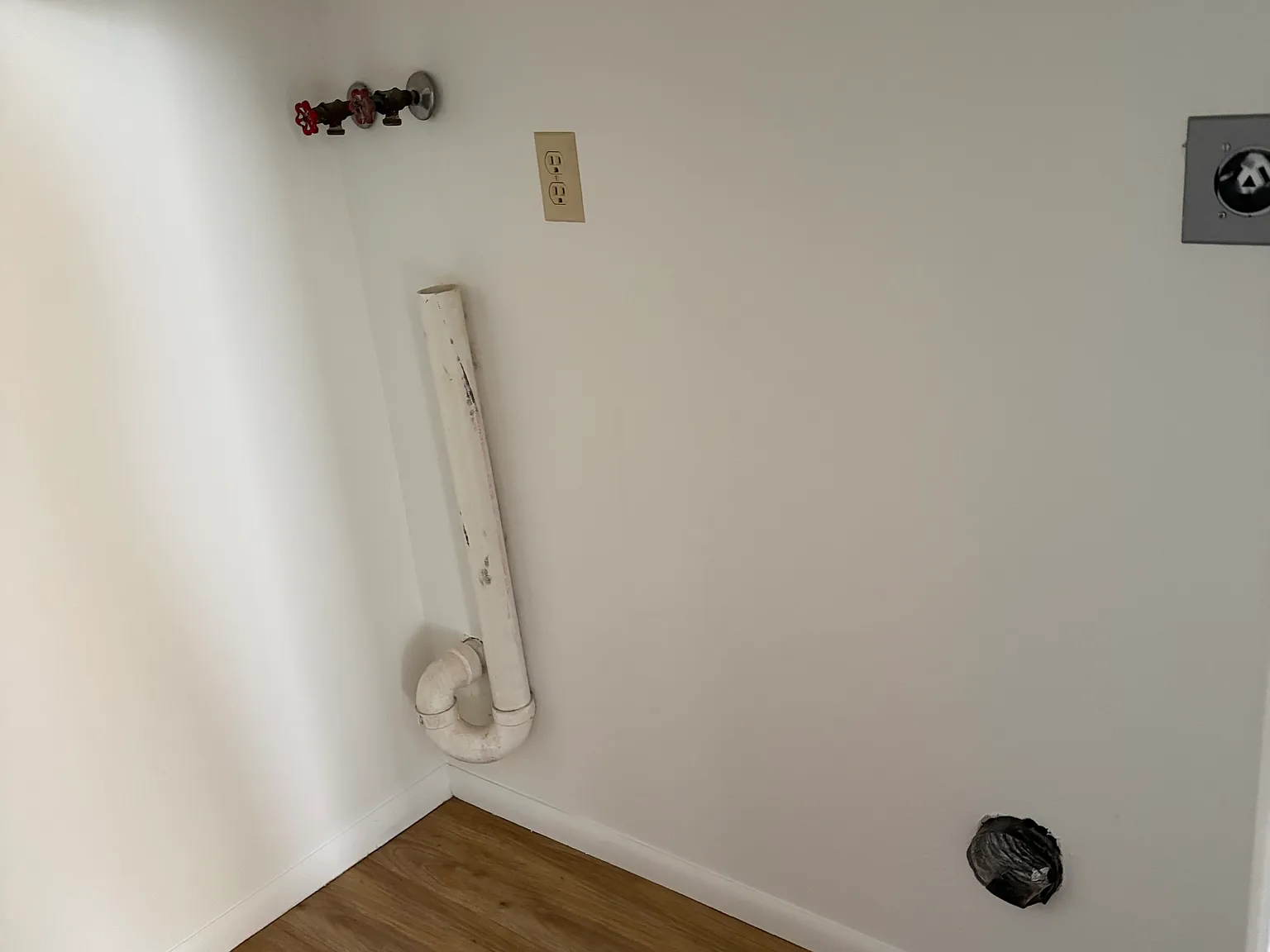 2024 Villard Ave — Photo 3