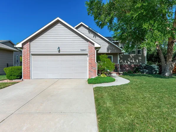 12841 W Hendryx Ct, Wichita, KS 67235