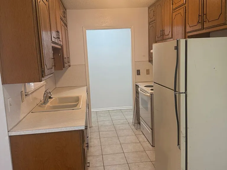 315 Willow Pl — Photo 11