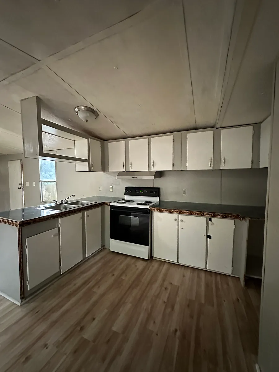 Building Photo - 128 Laymon Ln