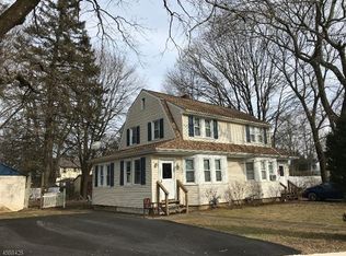 9-11 Nixon Dr, Kenvil, NJ 07847