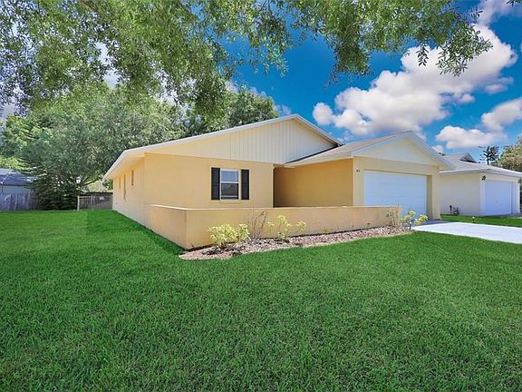 3rd image of 411 Lake Daisy Dr