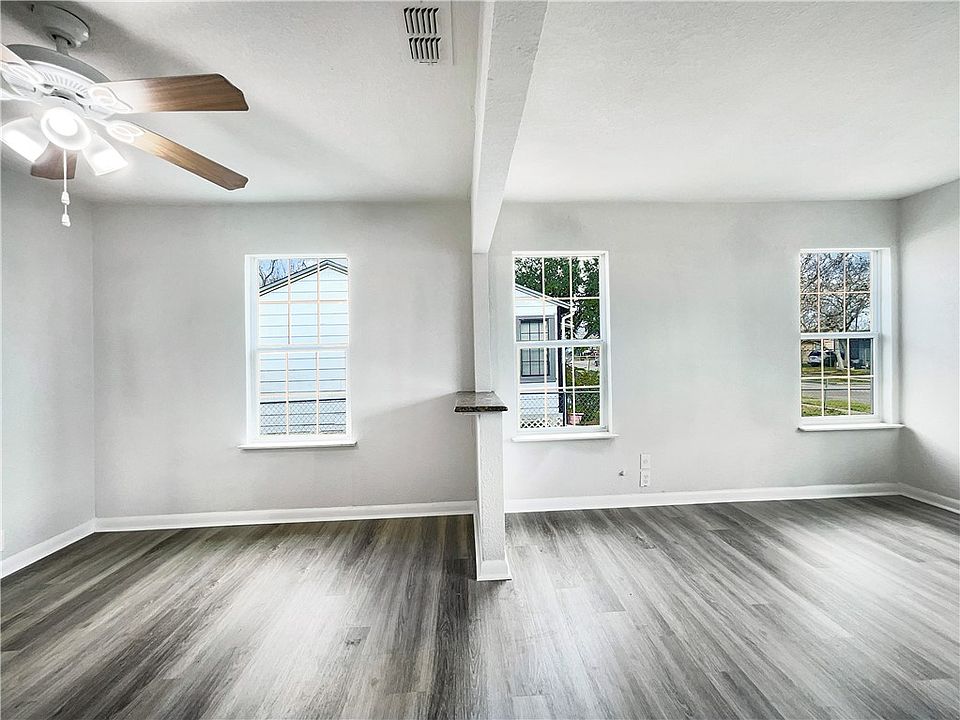 4717 Nesbitt Dr Corpus Christi TX Zillow