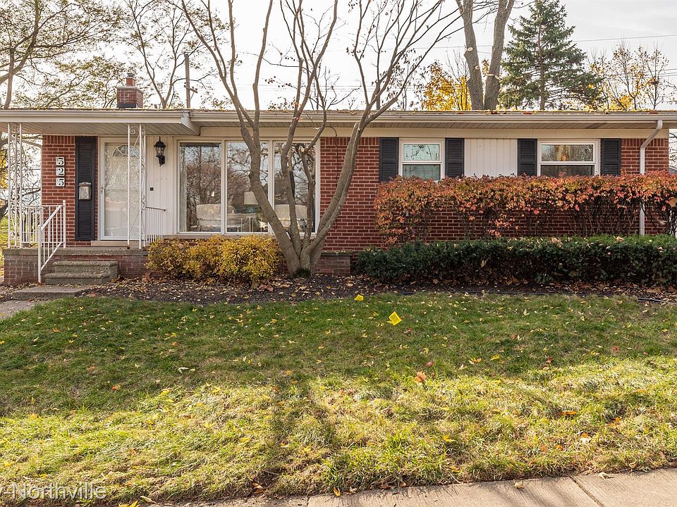 1st image of 325 Ely Dr S