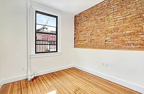 Rented by REAL New York | media 10