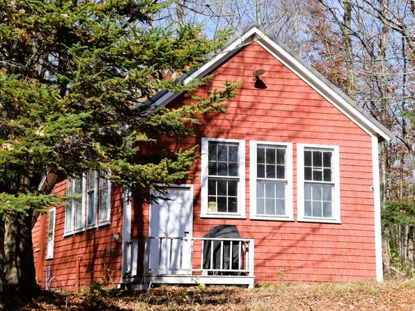 73 Parkman Road, Wellington, ME 04942