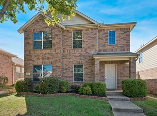 8814 Tucker St, Aubrey, TX 76227