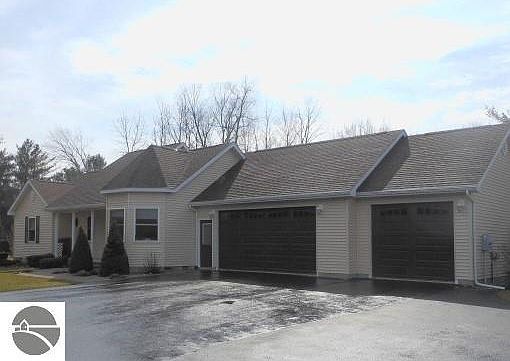1st image of 2295 W Cheyenne Dr