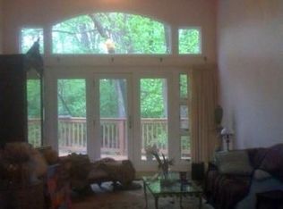 23W007 Kings Ct, Glen Ellyn, IL
