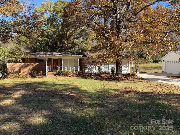 110 Forest Dr, Locust, NC 28097