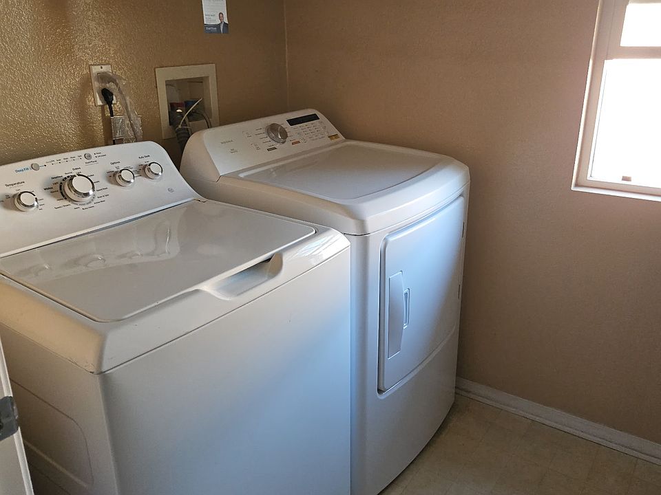 2nd image of 3524 Cockatoo Ct