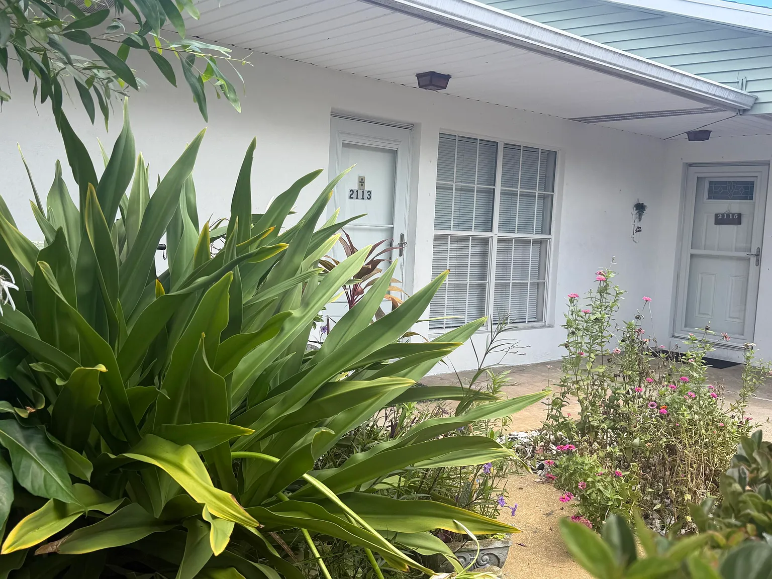 1 bed, 1.0 bath, 726 sqft, $1,500 — Photo 2