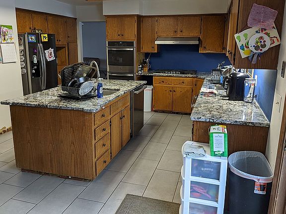 5th image of 4030 Meadowbrook Blvd
