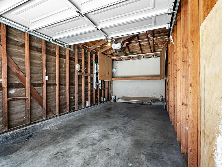 1139 N Shattuck St — Photo 34