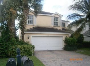 135 Canterbury Pl, Royal Palm Beach, FL 33414