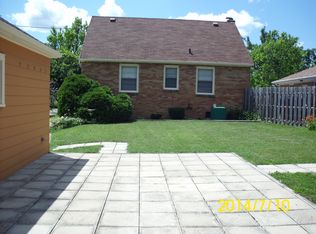 2419 Wellington Rd, Lansing, MI 48910