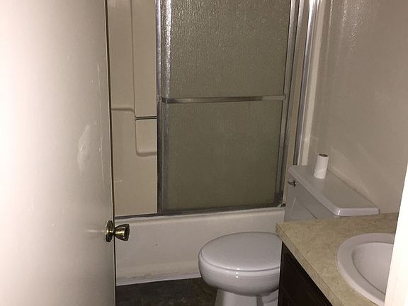5th image of 6013 Hill Dale Plz APT D