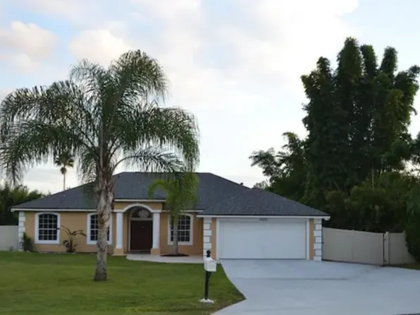16026 Ridgewood Ave, Montverde, FL 34756